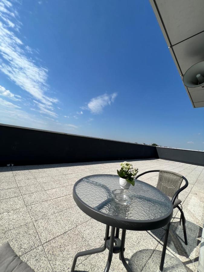 Apart Hotel Warsaw Exterior photo